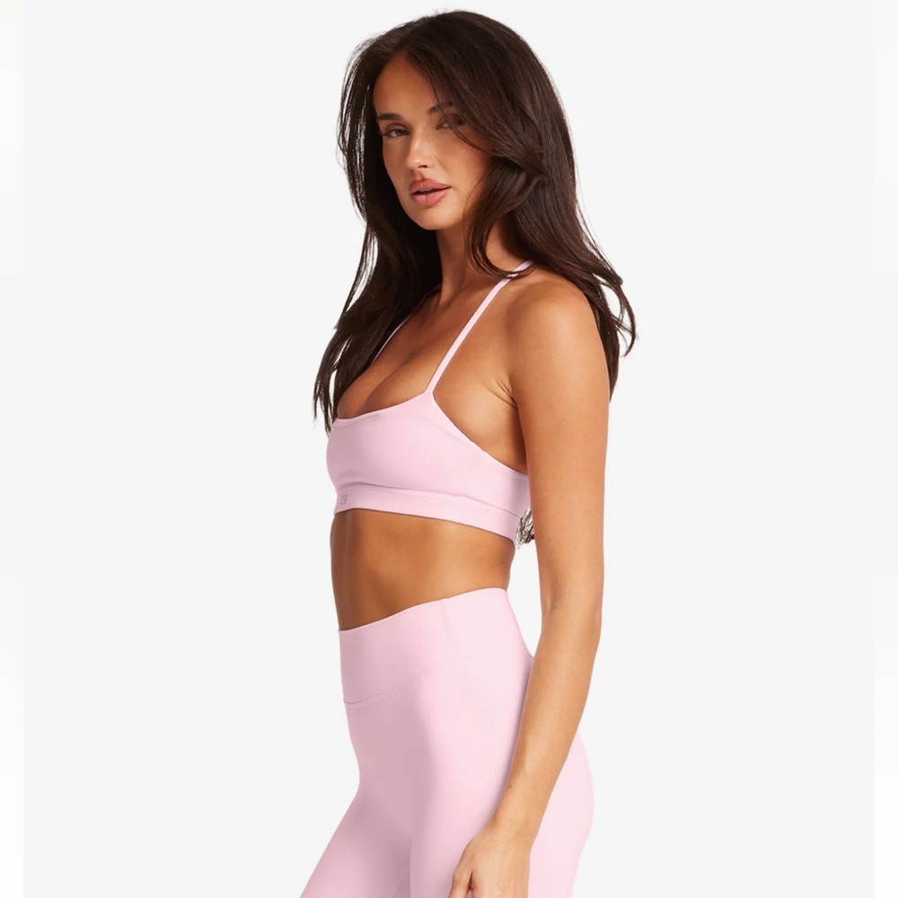 CSB NWT Form Crop Top and Invisible Scrunch set - Picture 6 of 11